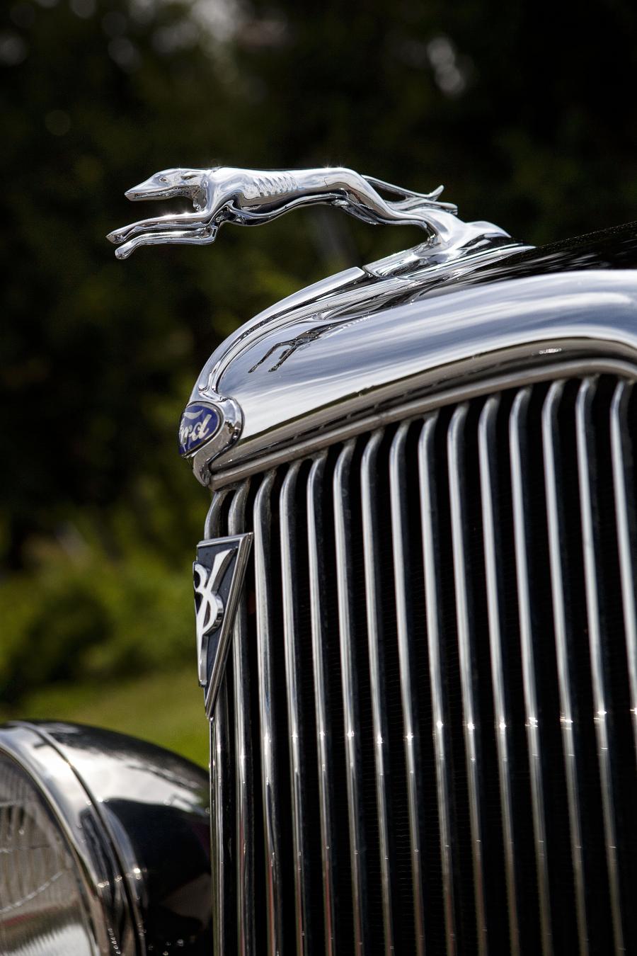  Ford DeLuxe Roadster 1934 года  (фото 10 из 43)